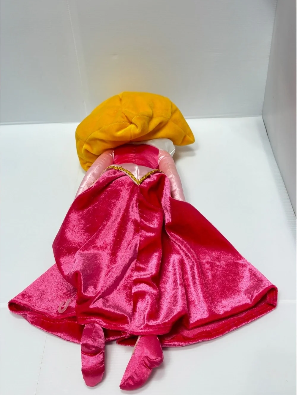 Disney Store Princess Aurora Large Plush Soft Doll Toy Sleeping Beauty 21